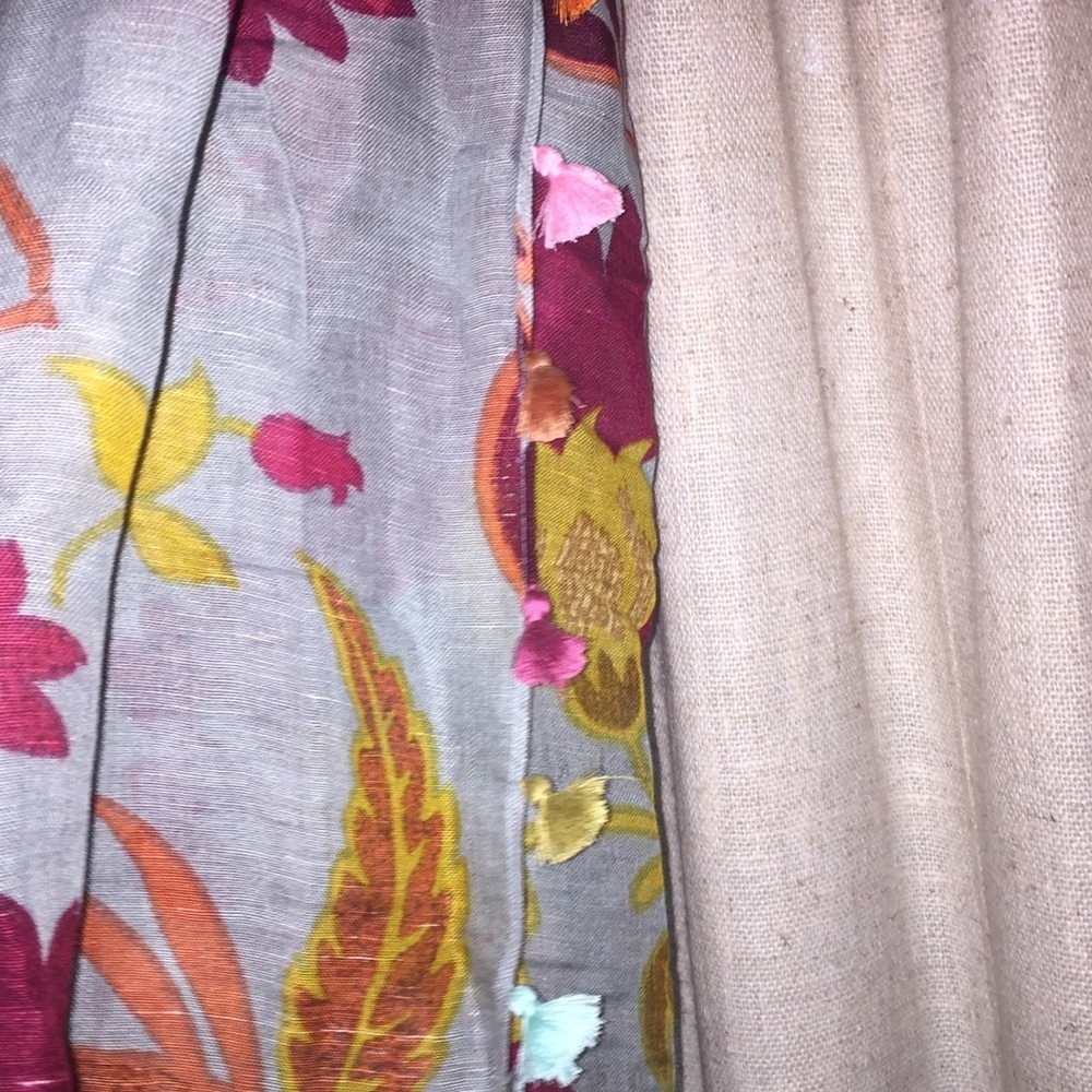 Spartina 449 Infinity Scarf with Tassels Indian Flower  - NWT Retired Pattern - Picture 5 of 9